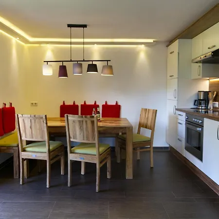 Vollmond Apartment *